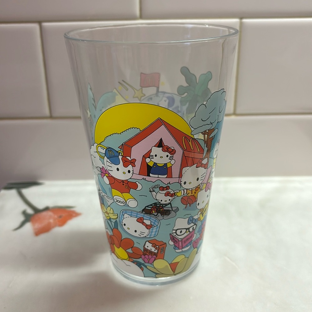 McDonald’s 2024 Collector’s Cup Hello Kitty/Snoopy